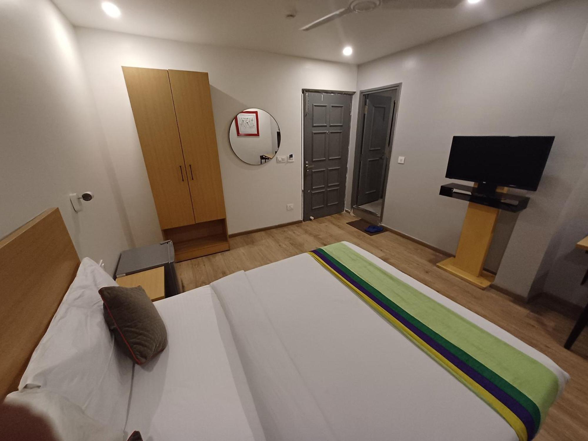 Hotel Chetram Elite Near Railway Station ジャイプール エクステリア 写真